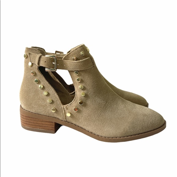 Carlos Santana Blake Tan Cut Out Ankle Boots NWT - Picture 3 of 13